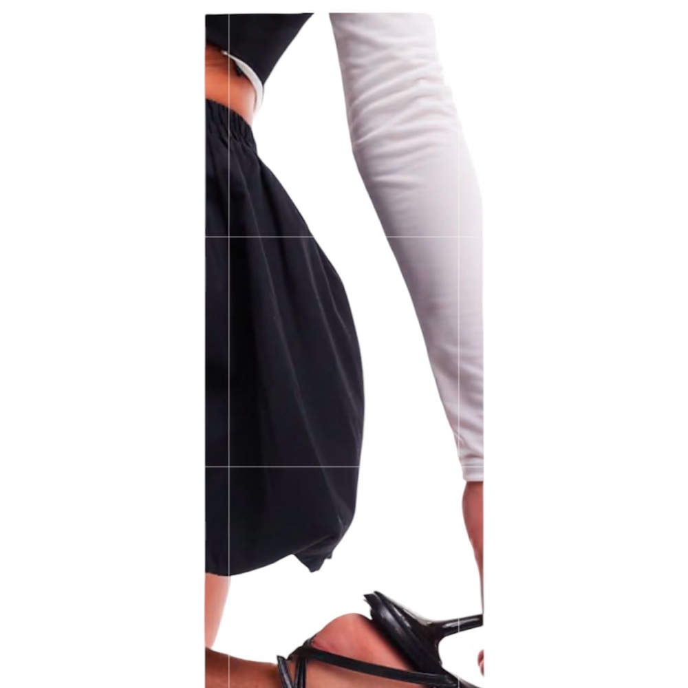 Zara Pull Up Skirt | Black | | Gathered Cinched Waist Band  | Size XS - Picture 4 of 12